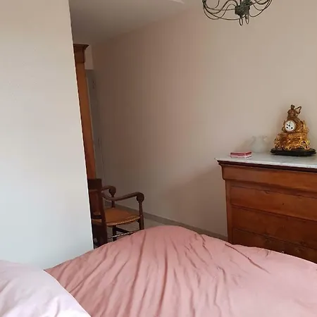 La Maison Adossee A La Colline 펜션