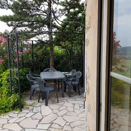 La Maison Adossee A La Colline 펜션 *